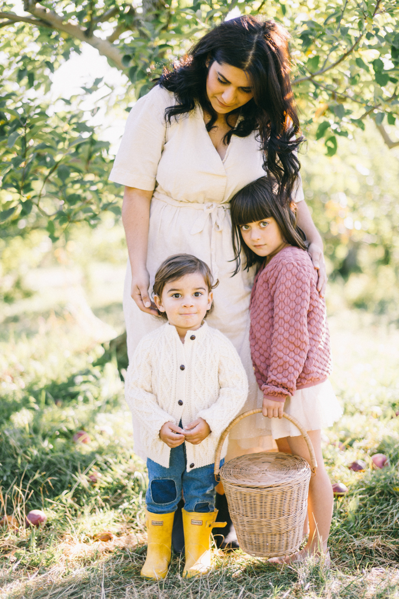 apple picking family portrait session