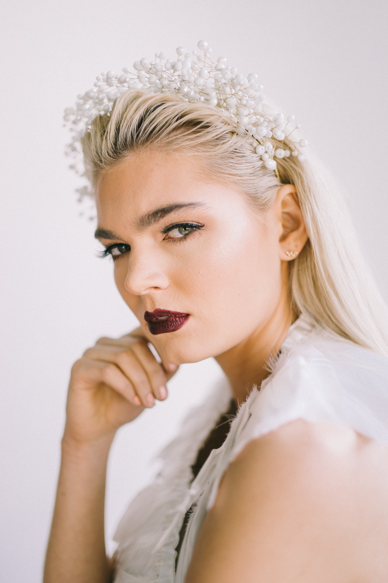 maroon lip with bridal headband