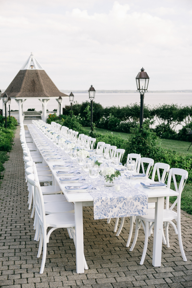 long table welcome dinner