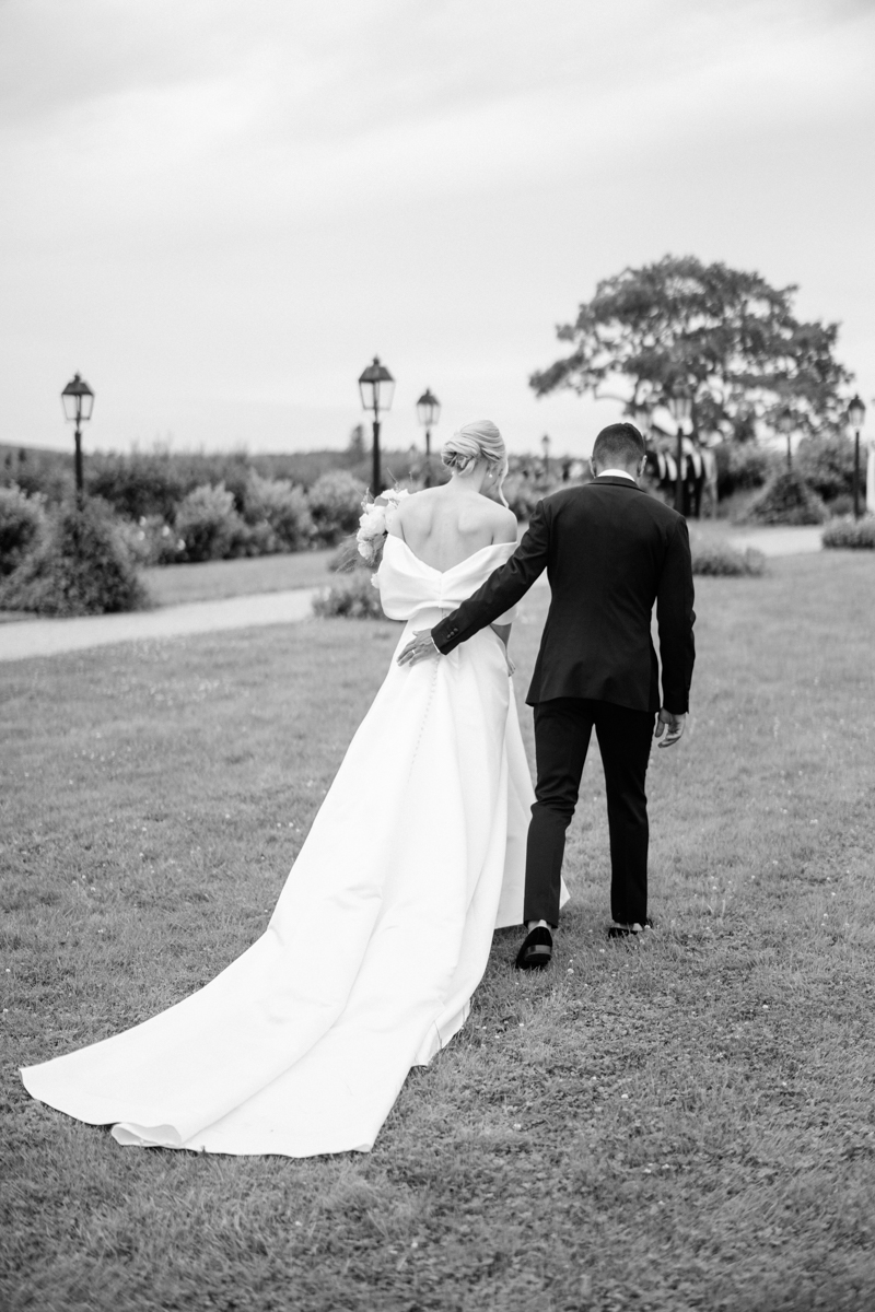 vogue editorial bride and groom portraits in maine