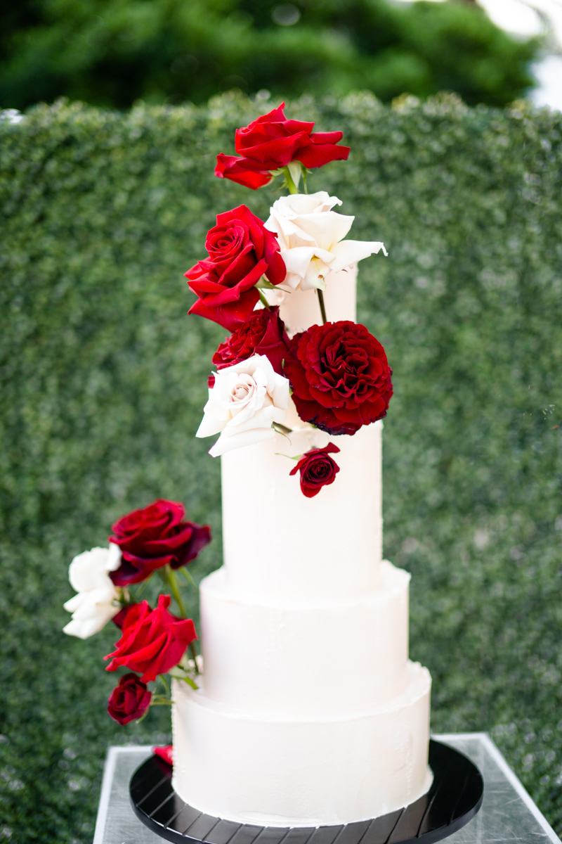 white and red wedding cake scottsdale