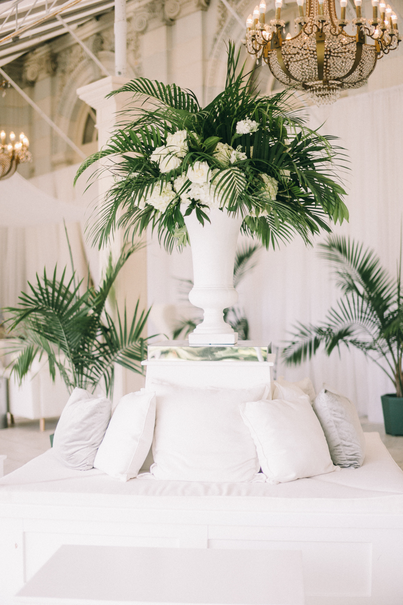 tropical elegant wedding in newport