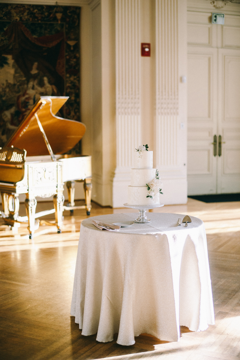 grand piano newport wedding