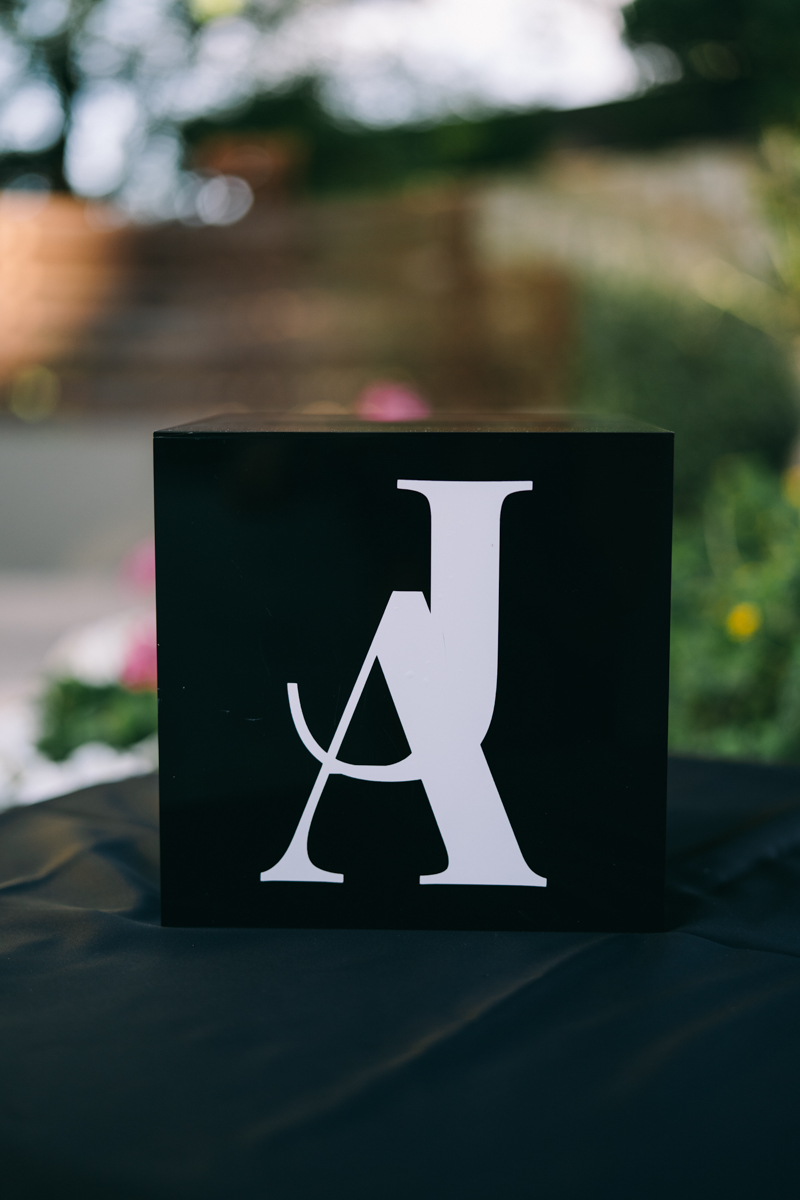 Scottsdale wedding details 