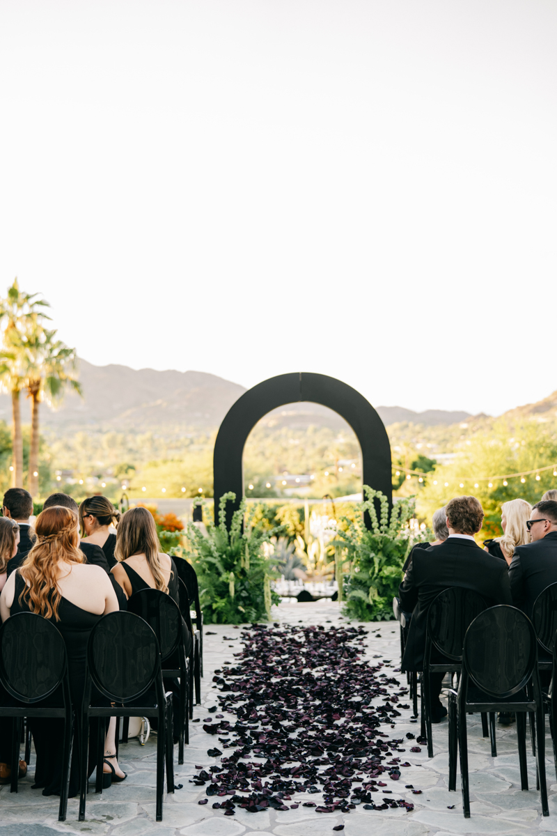 Wedding guests waiting for ceremony to start at Scottsdale Wedding