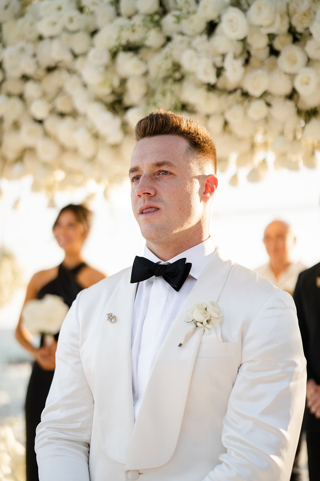 groom waiting for bride at ceremony in Cabo