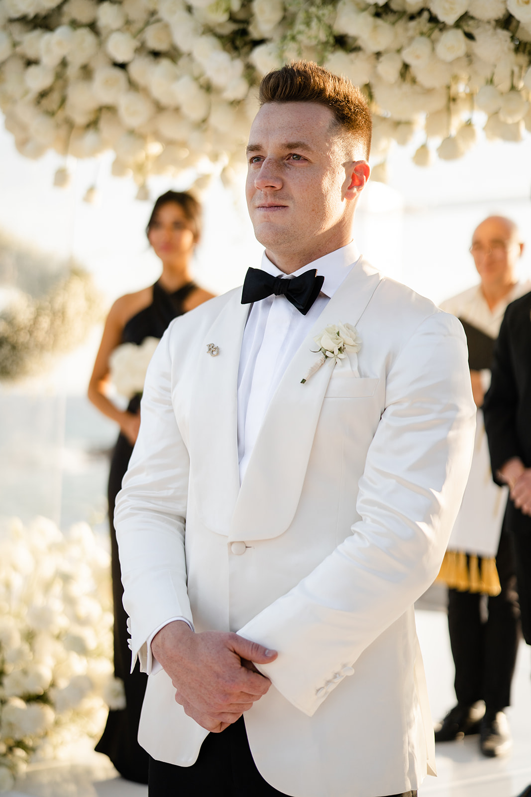 groom waiting for bride at ceremony in Cabo