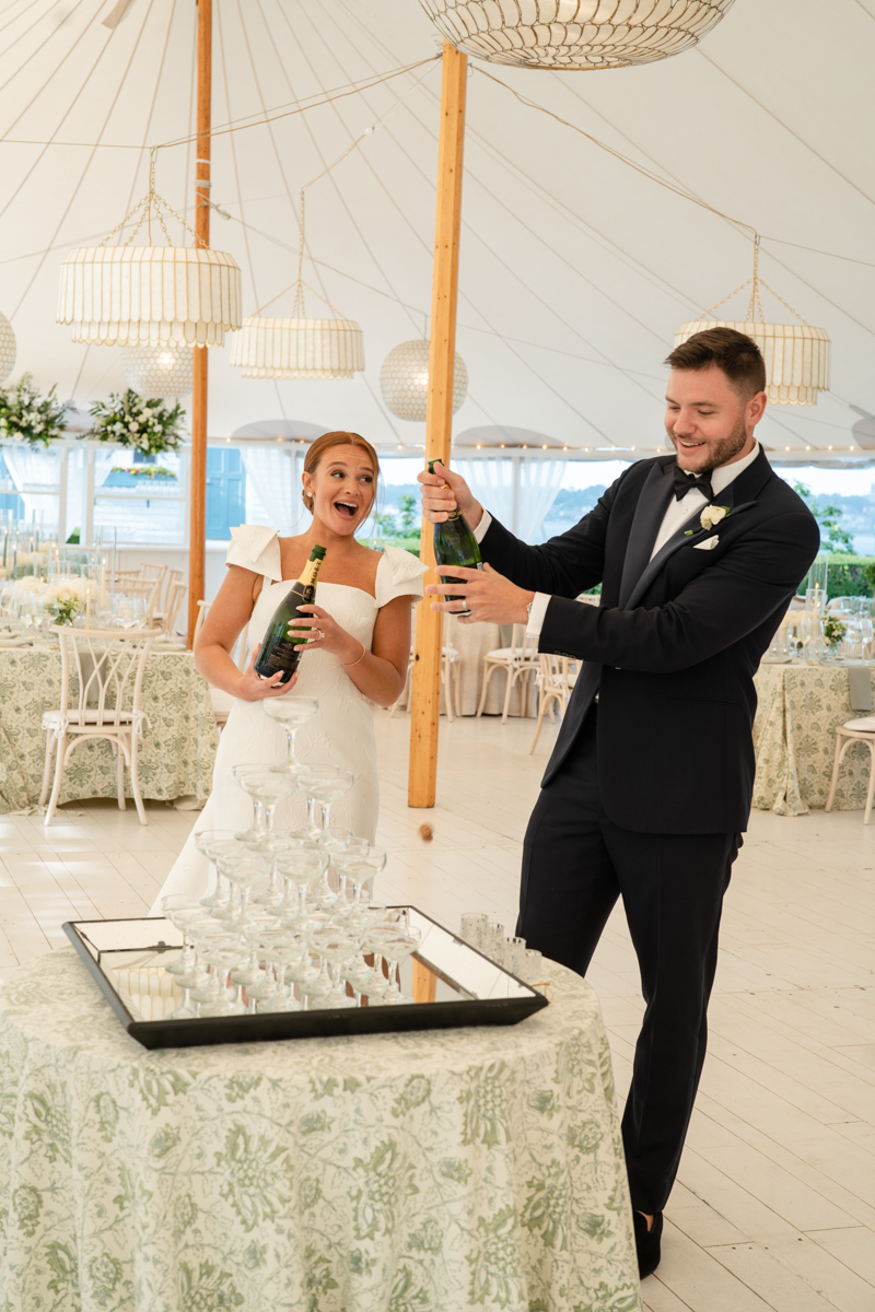 champagne tower for wedding