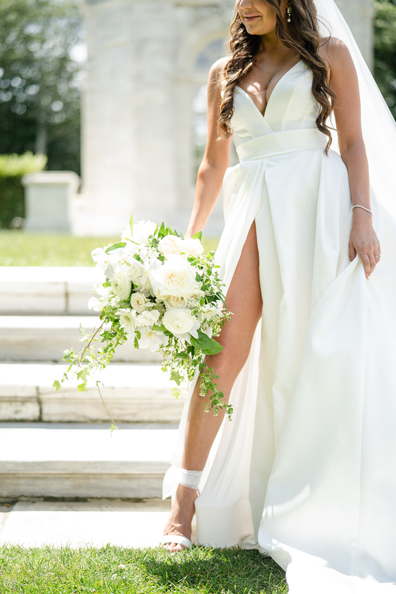 bride and groom portraits at The Elms in Newport Ri