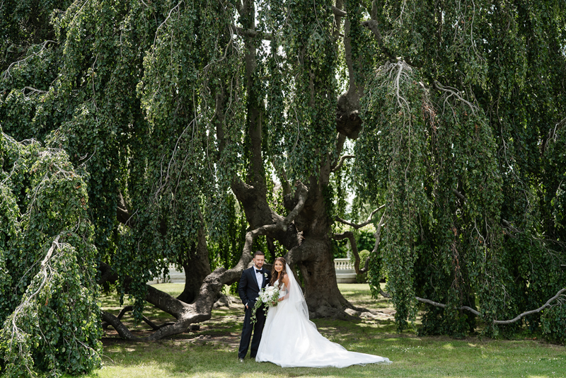 wedding portraits at The Elms in Newport RI