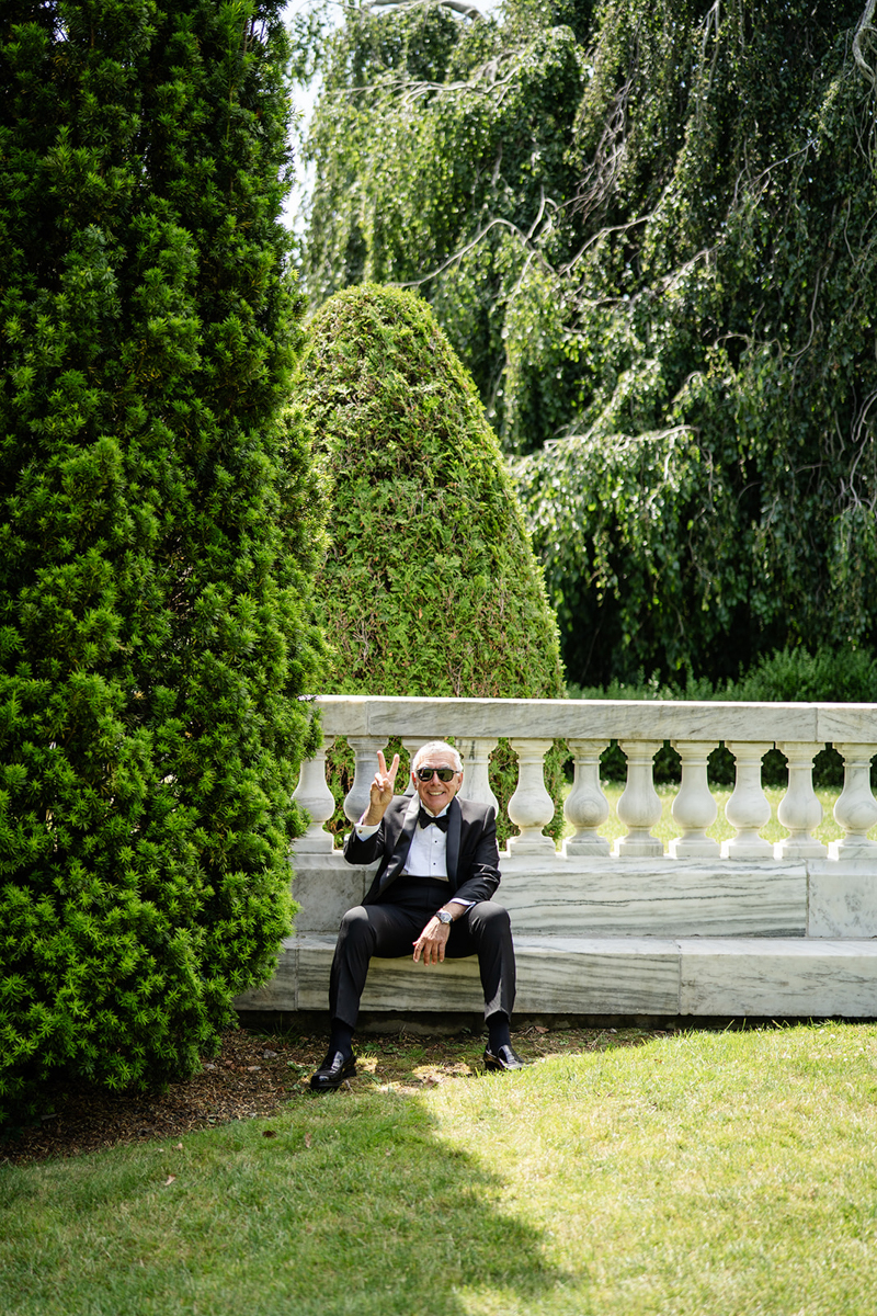 wedding portraits at The Elms in Newport RI