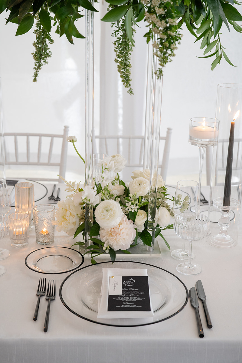 reception flowers at belle mer