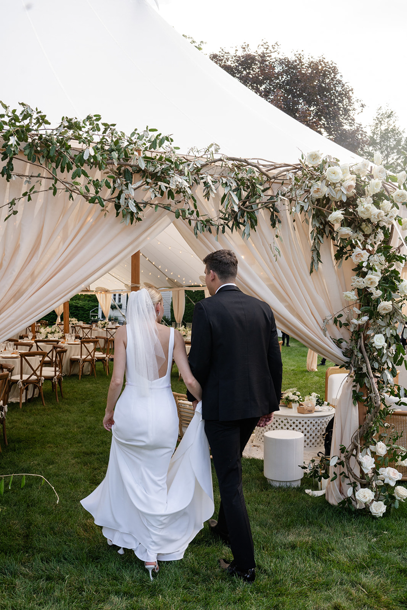 private estate tented wedding in Boston Massachusetts