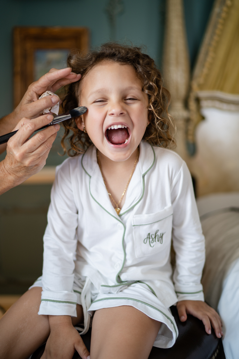 flower girl getting ready