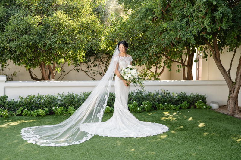 bride at el chorro wedding venue