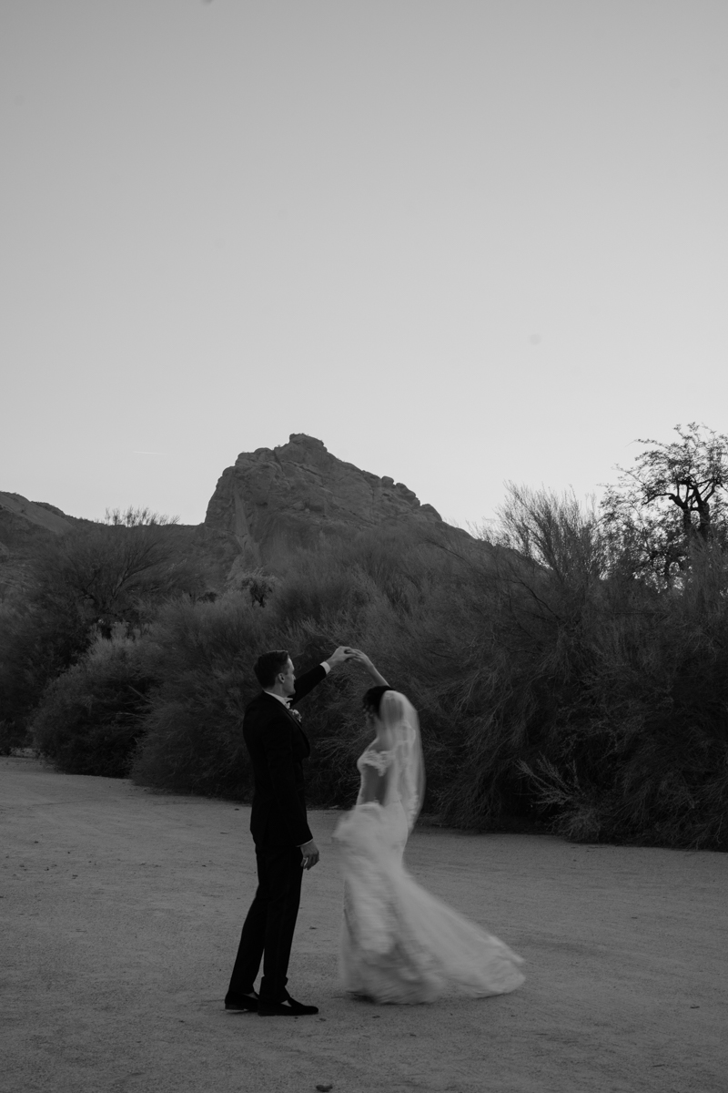 camelback mountain wedding photos