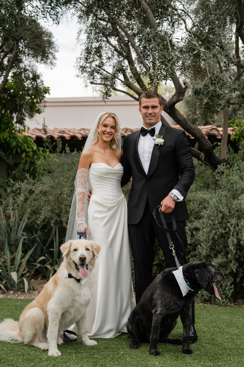 Jess and Sam Hubbard with dogs