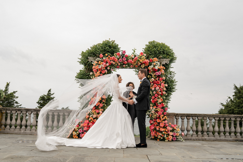 castle hill inn ceremony windy veil