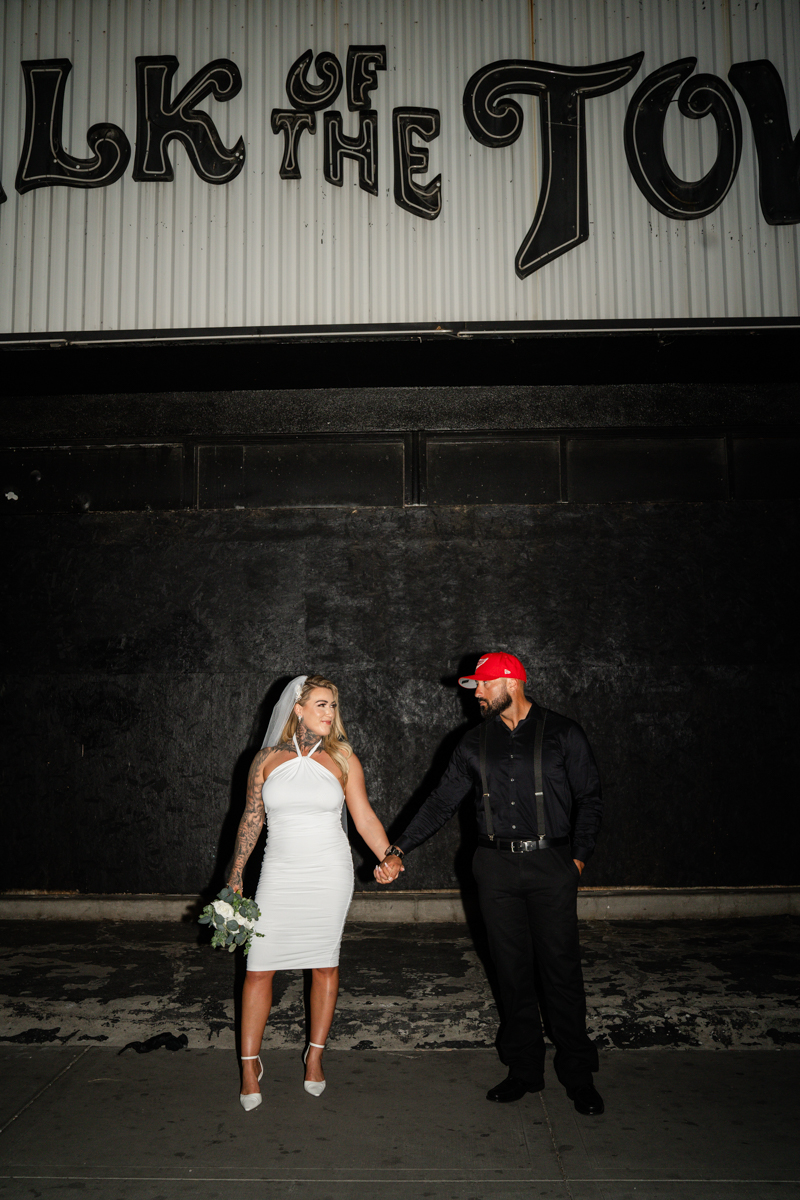 Vegas elopement photographer