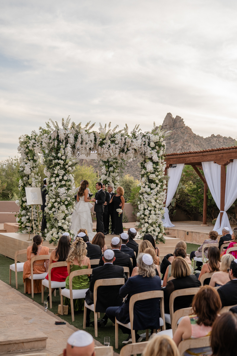 jewish ceremony in the desert
