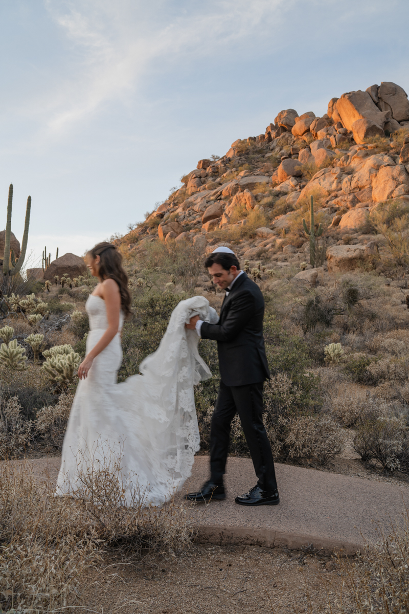 bride and groom desert photos