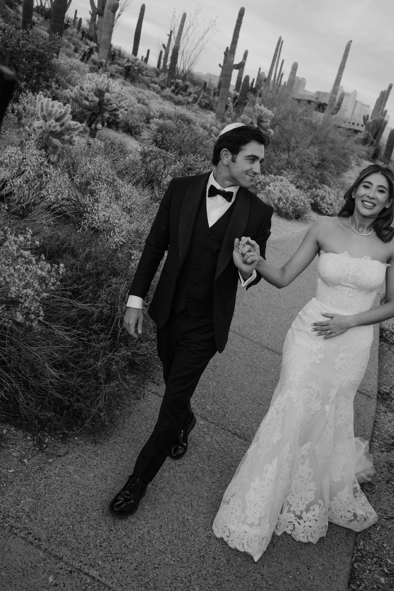 bride and groom desert photos