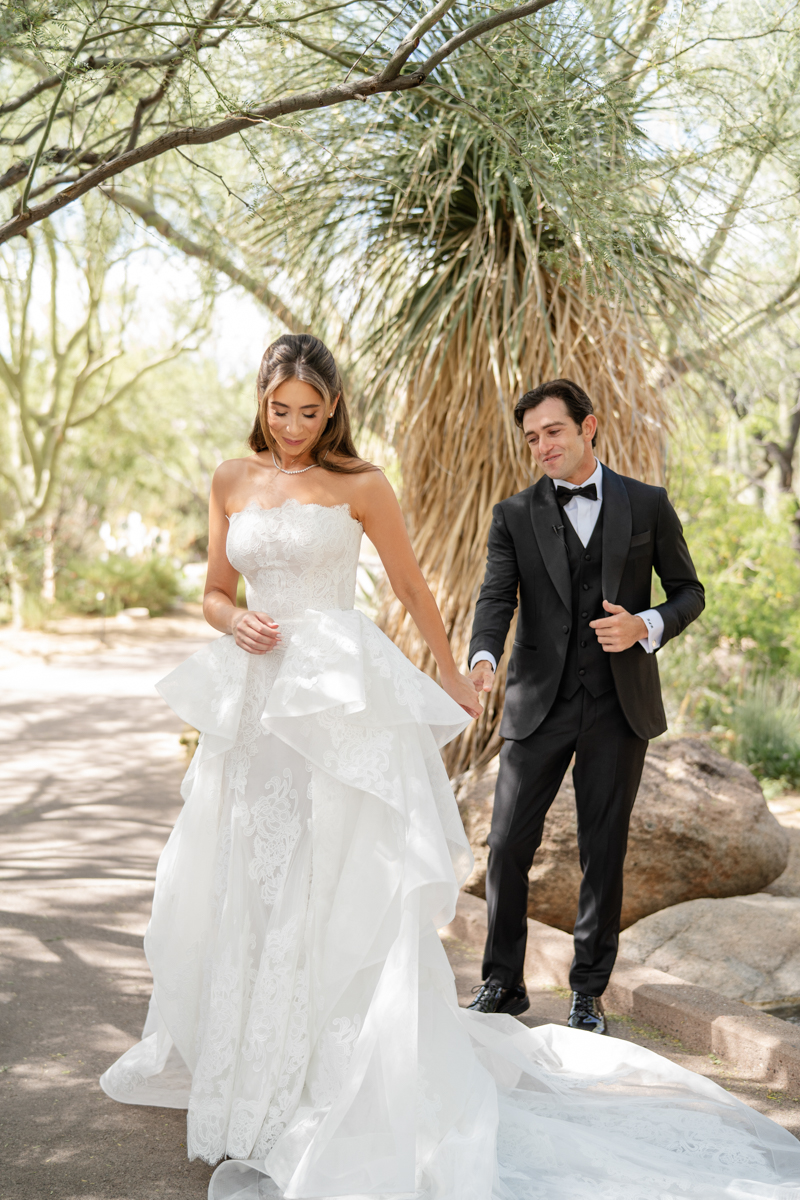 bride and groom portraits at four seasons scottsdale