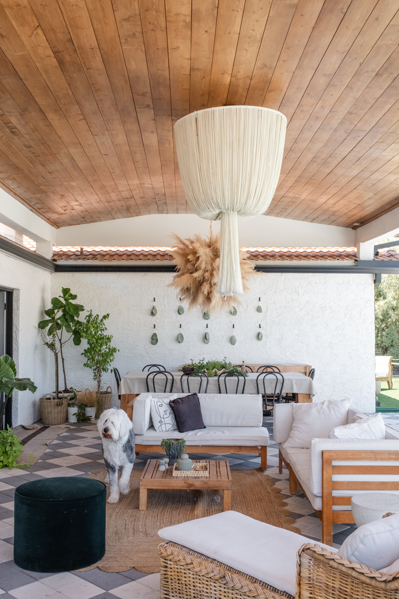 modern Spanish backyard